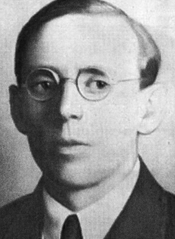 кв.63, Смолич Юрій